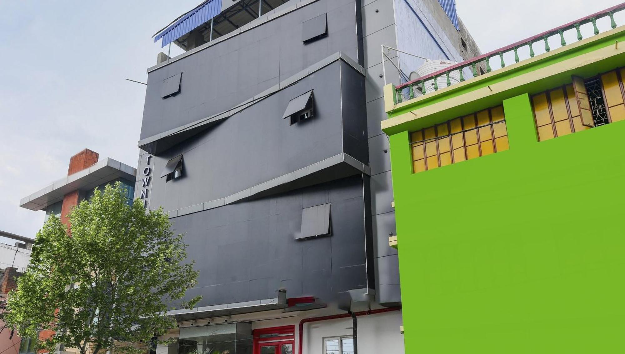 Super Town House Hi5 Aditya International Bhubaneswar Exterior photo