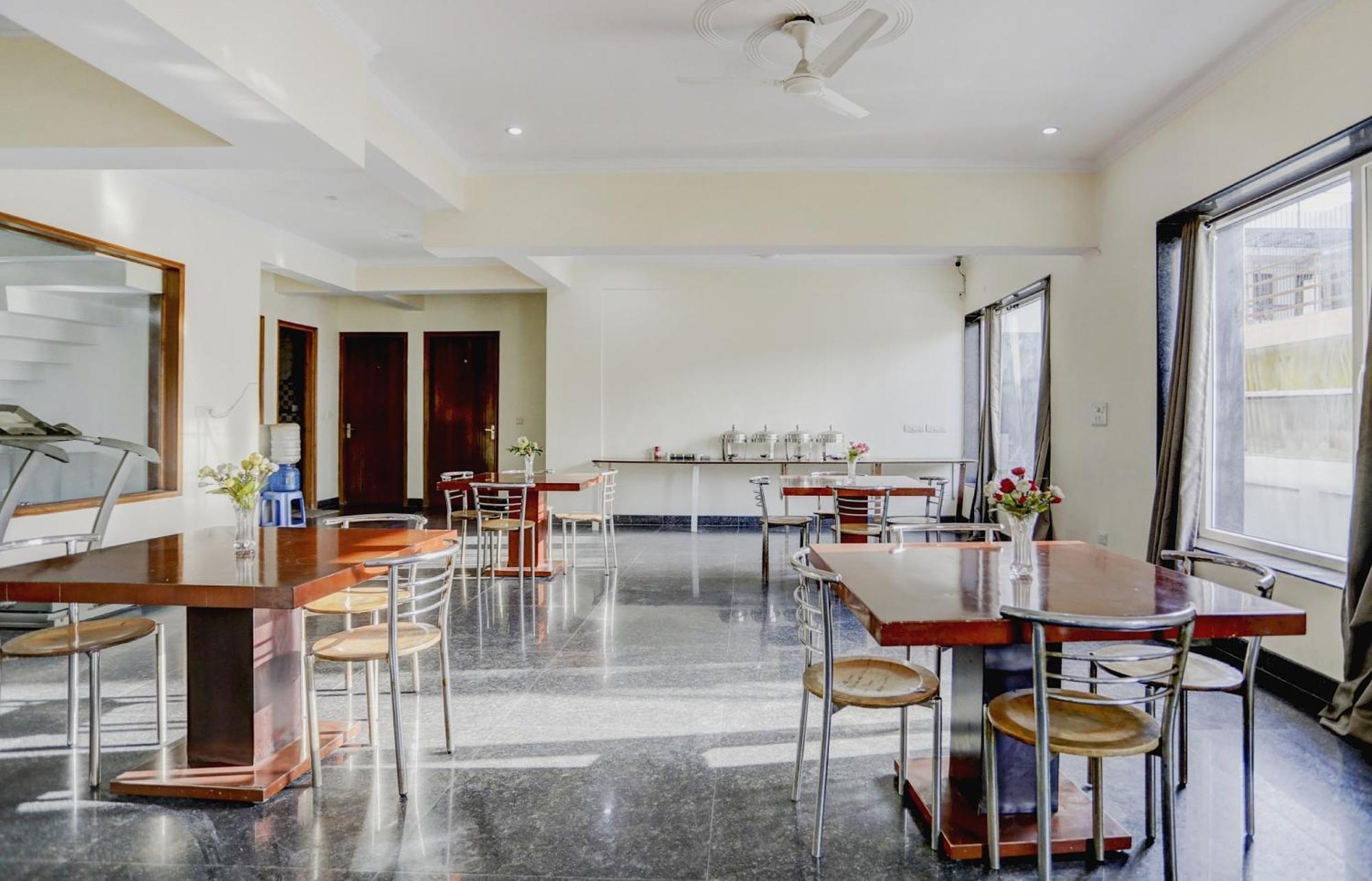 Super Town House Hi5 Aditya International Bhubaneswar Exterior photo